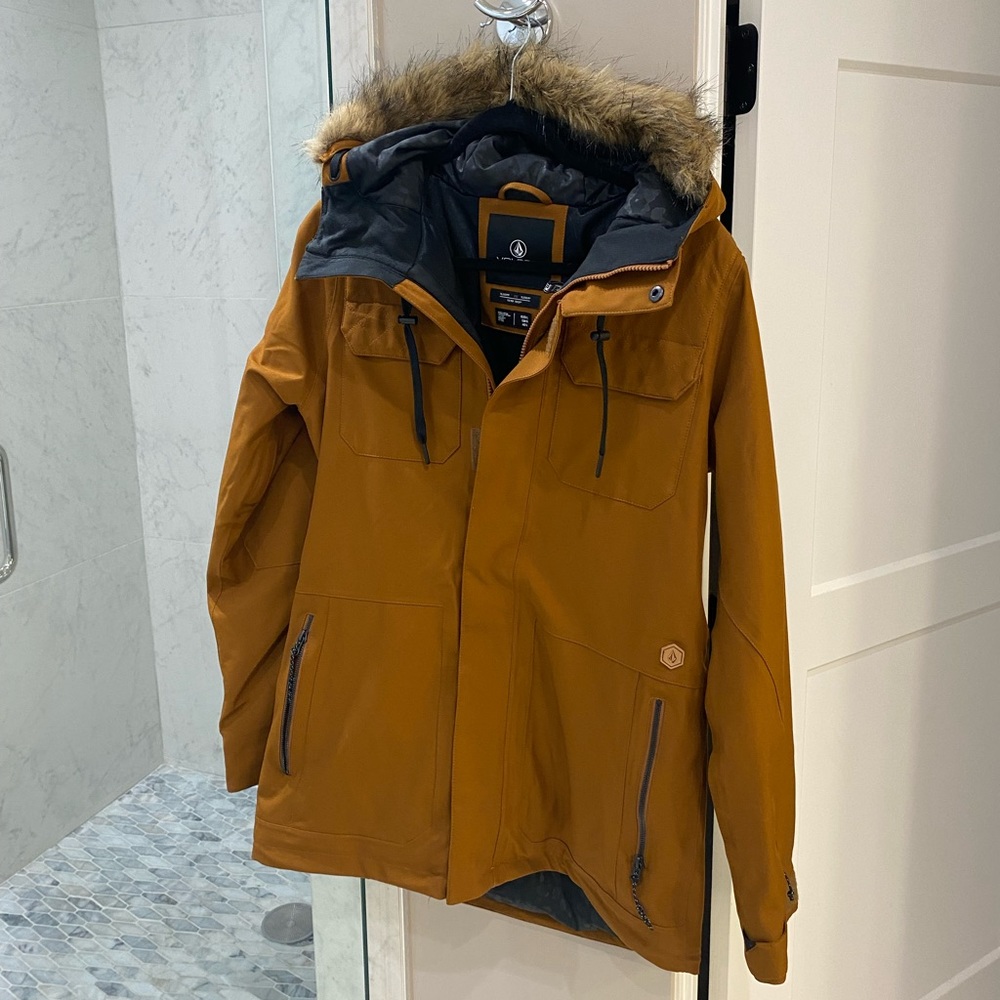 Women’s Volcom Ski / Snow Jacket (sz M)